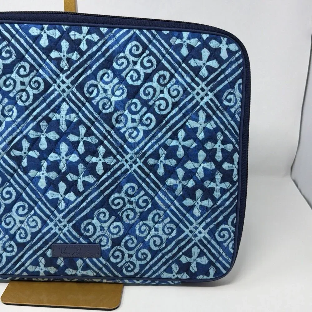 Vera Bradley Cuban Tiles Laptop Sleeve Case Quilted Zip Padded Blue